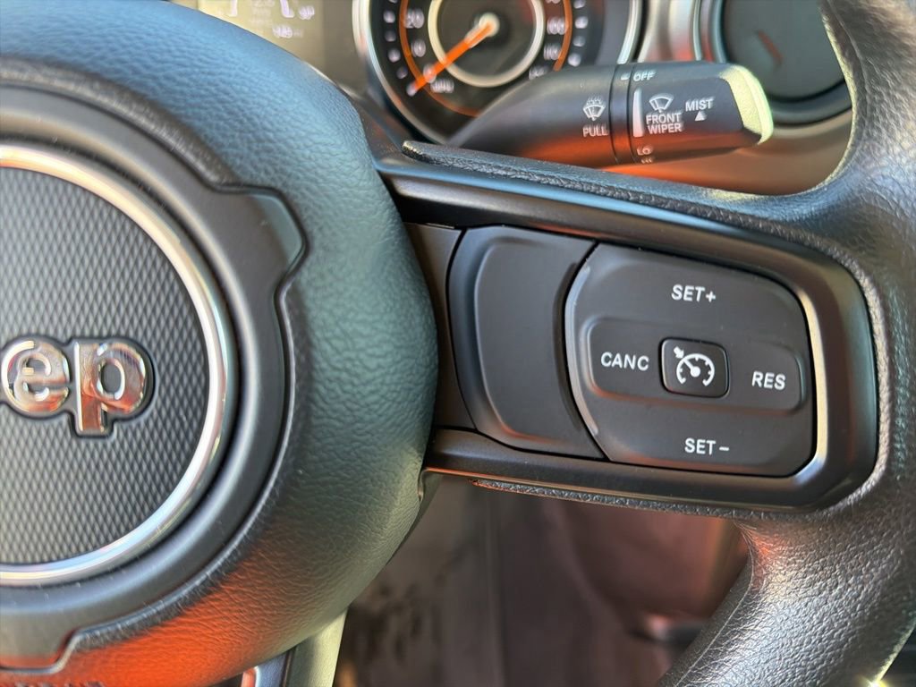 Used 2023 Jeep Gladiator Sport image 19