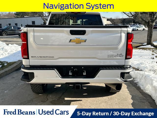 Used 2024 Chevrolet Silverado 2500 High Country w/ High Country Premium Package image 4