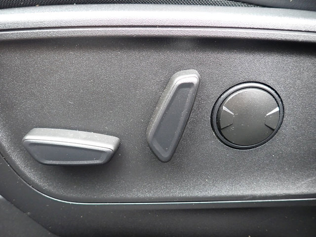 Certified 2023 Ford Escape ST-Line w/ Tech Pack #1 image 22