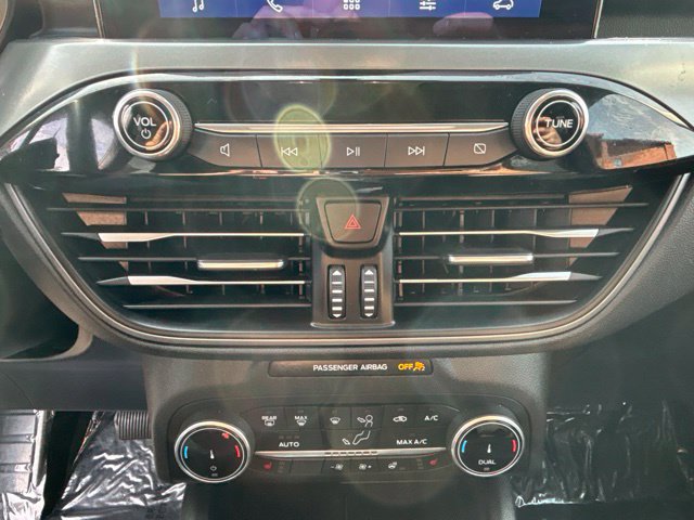 Certified 2024 Ford Escape Active AWD/4WD image 15
