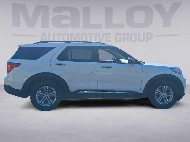Certified 2023 Ford Explorer XLT w/ Equipment Group 202A AWD/4WD image 6