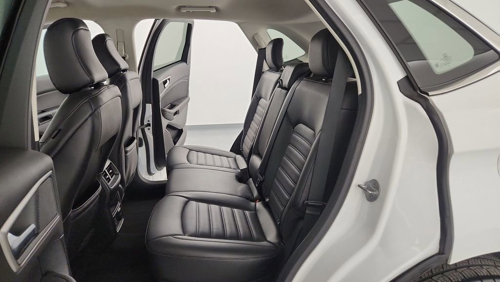 Certified 2022 Ford Edge SEL w/ Convenience Package image 31