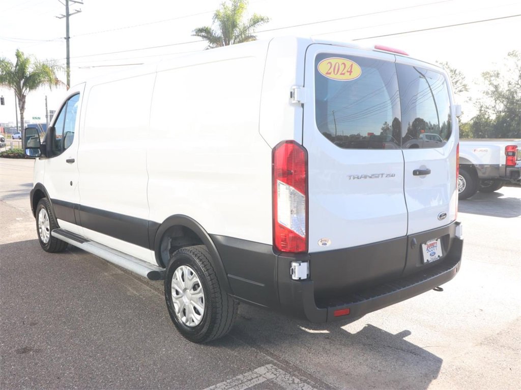 Certified 2024 Ford Transit 250 Base w/ Exterior Upgrade Package image 9