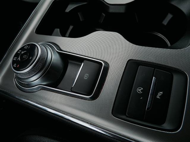 Certified 2024 Ford Edge Titanium AWD/4WD image 24