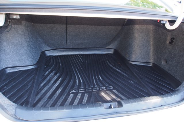 Used 2020 Honda Accord EX image 15