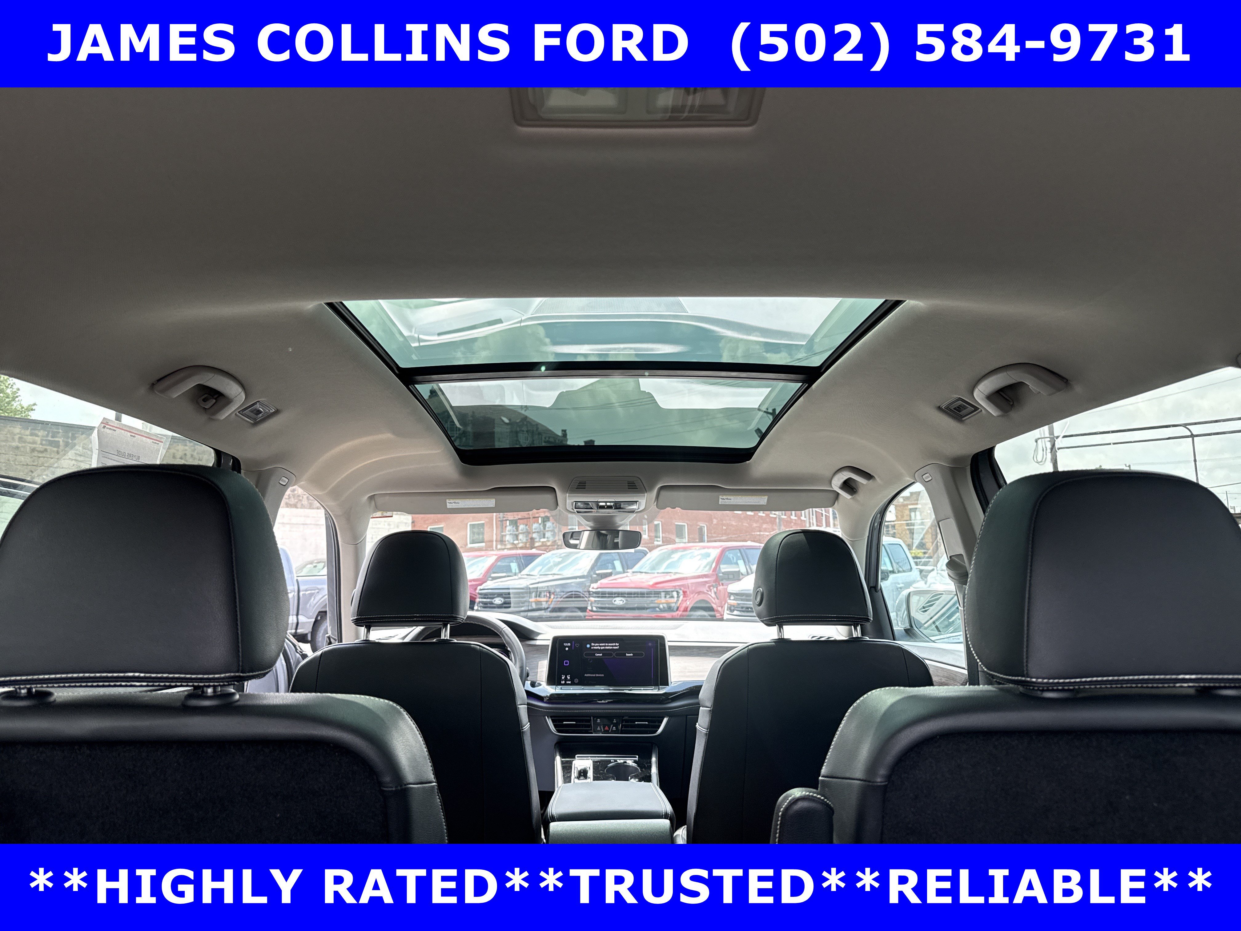 Used 2024 Volkswagen Atlas SEL AWD/4WD image 16