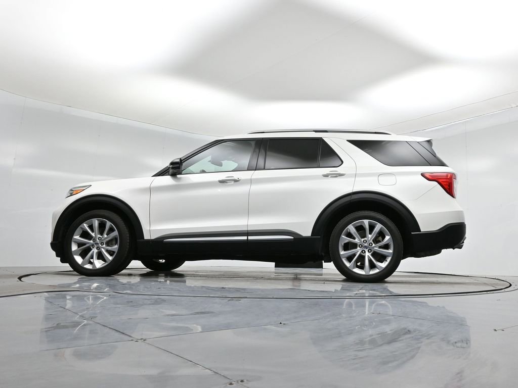 Certified 2022 Ford Explorer Platinum w/ Technology Package image 56