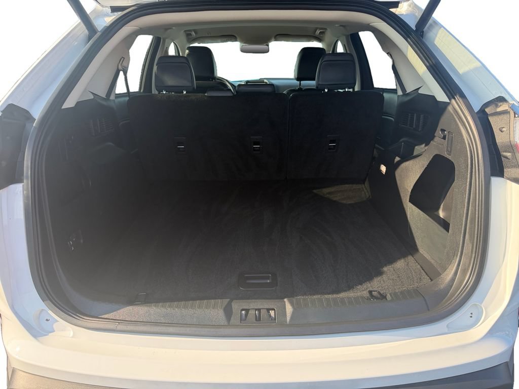 Certified 2024 Ford Edge SEL w/ Sport Appearance Package AWD/4WD image 19