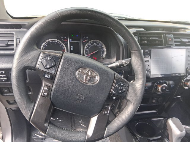 Used 2021 Toyota 4Runner TRD Off-Road Premium AWD/4WD image 13