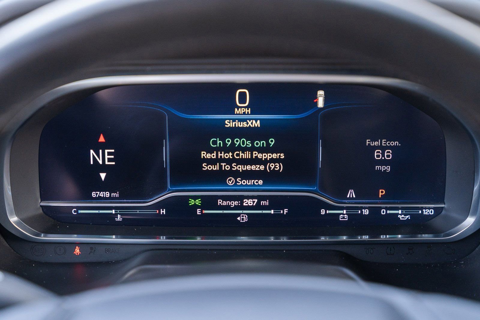 Used 2023 Chevrolet Suburban Premier image 27