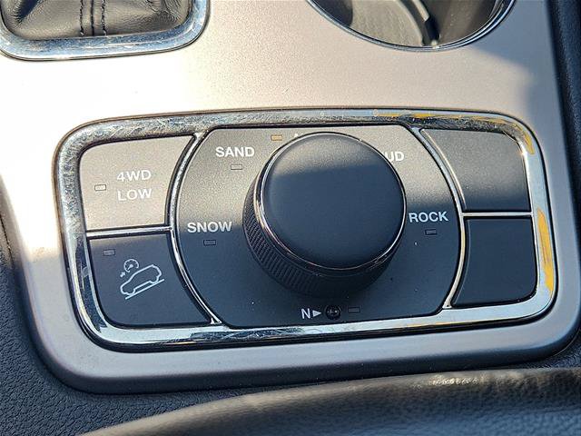 Used 2021 Jeep Grand Cherokee Limited w/ Quick Order Package 28K 80th AWD/4WD image 21
