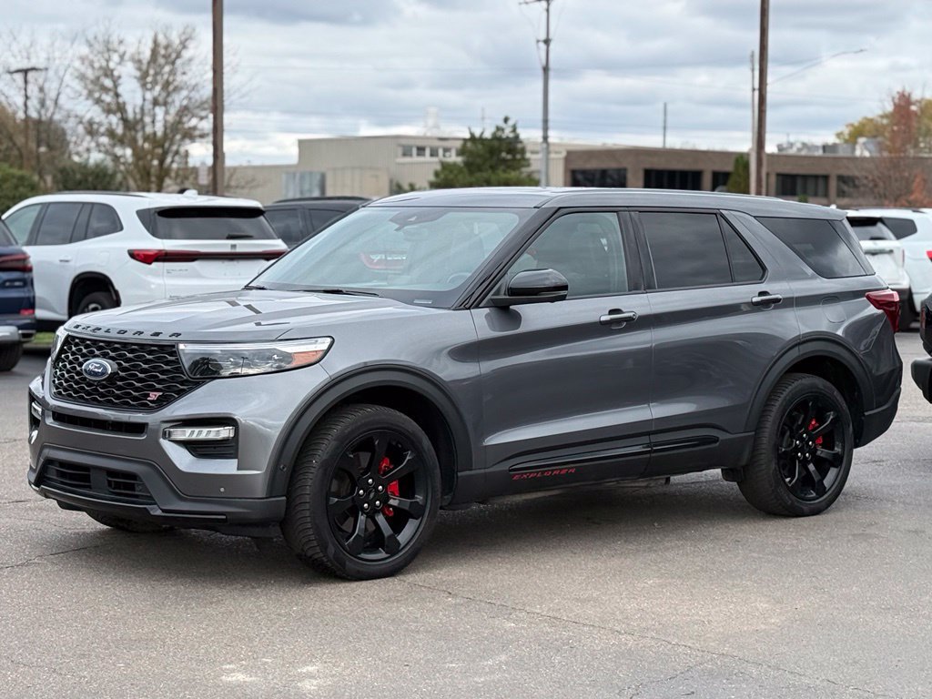 Certified 2022 Ford Explorer ST w/ Equipment Group 401A AWD/4WD image 35