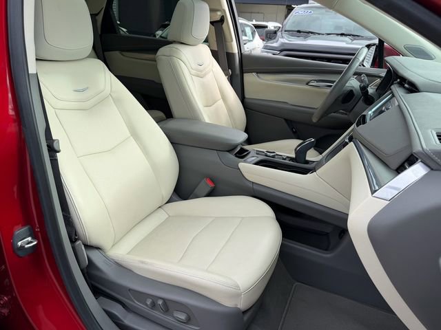 Used 2024 Cadillac XT5 Premium Luxury FWD image 16