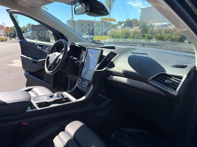 Certified 2024 Ford Edge SEL w/ Convenience Package AWD/4WD image 18