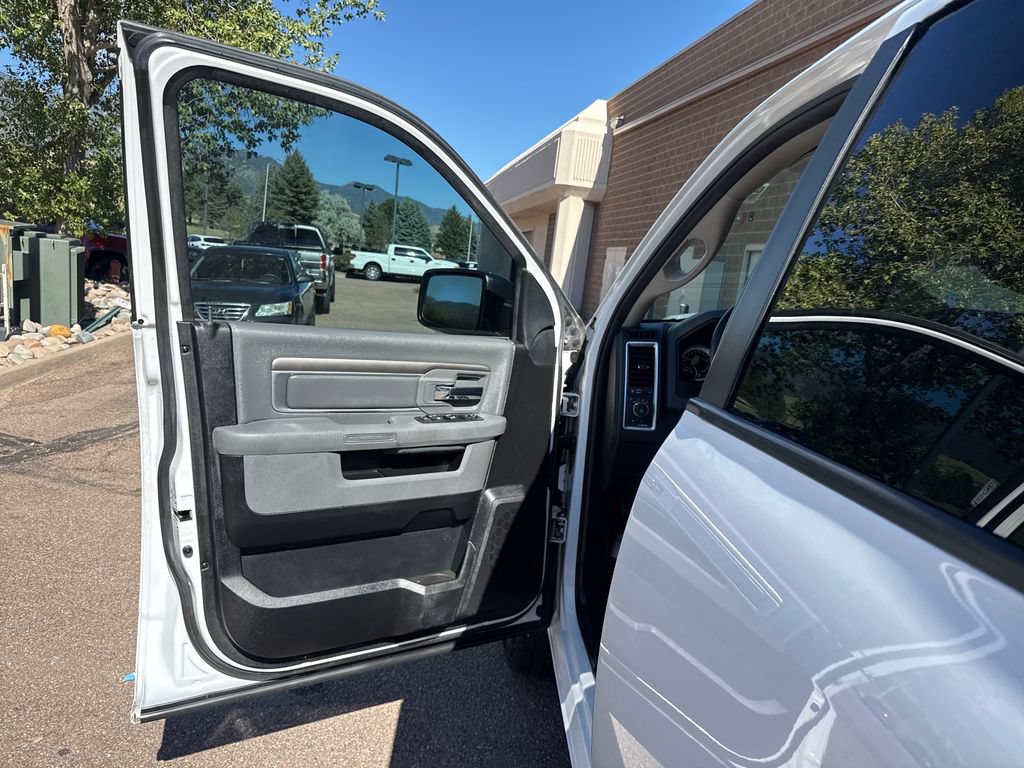 Used 2017 RAM 1500 Lone Star RWD image 10