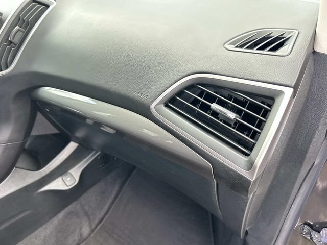 Certified 2021 Ford Edge SE FWD image 25