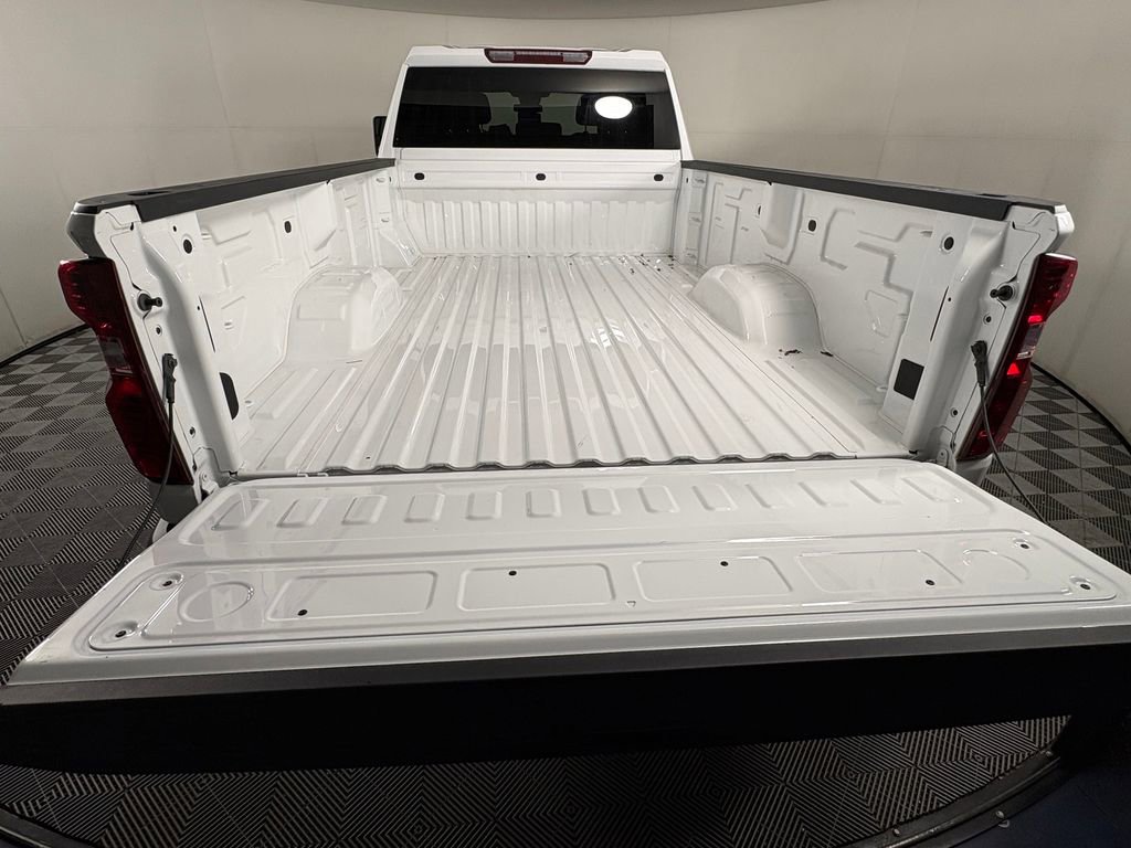 Used 2024 Chevrolet Silverado 3500 LT AWD/4WD image 25