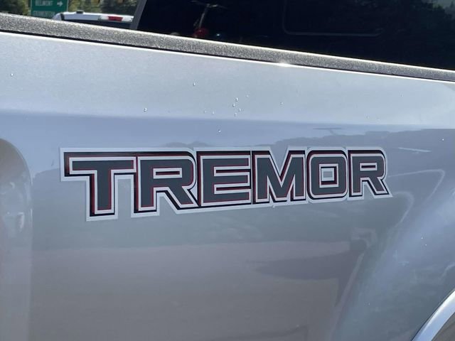 Certified 2022 Ford F350 Lariat w/ Tremor Off-Road Package AWD/4WD image 9