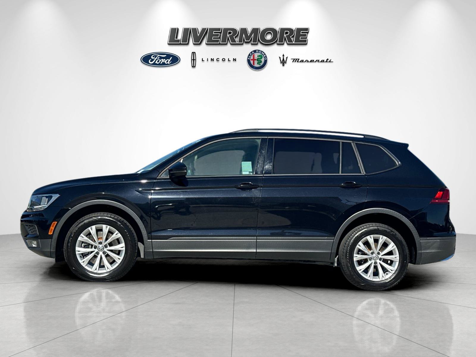 Used 2018 Volkswagen Tiguan S FWD image 6