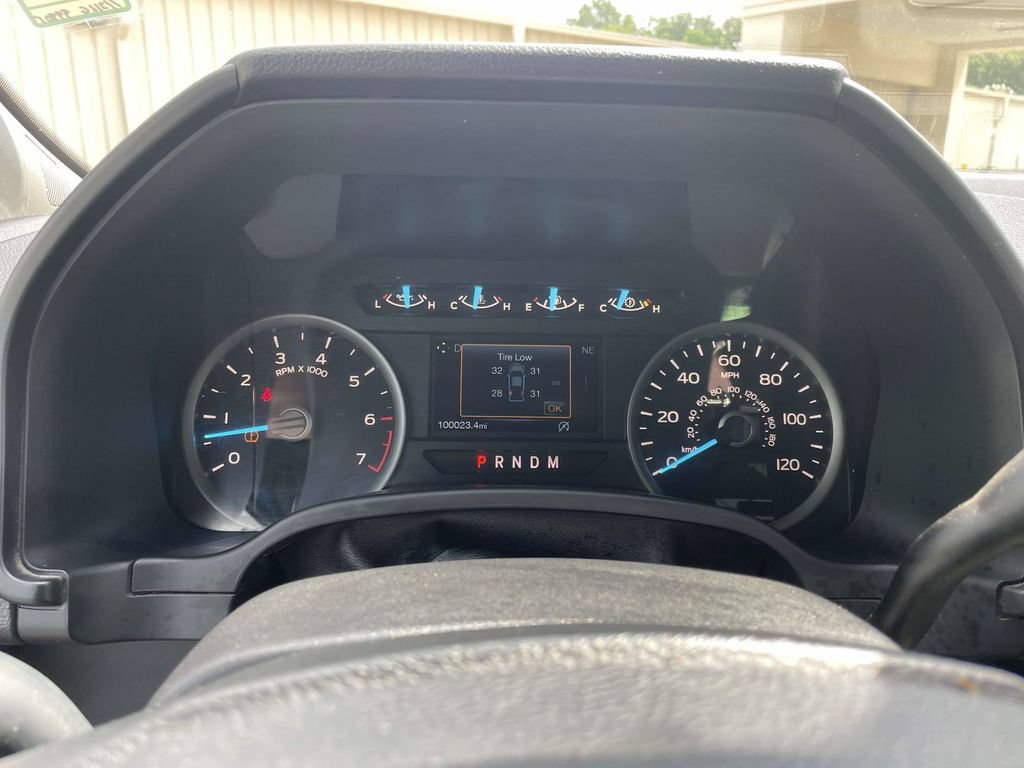 Certified 2019 Ford F150 XLT w/ Equipment Group 302A Luxury AWD/4WD image 30