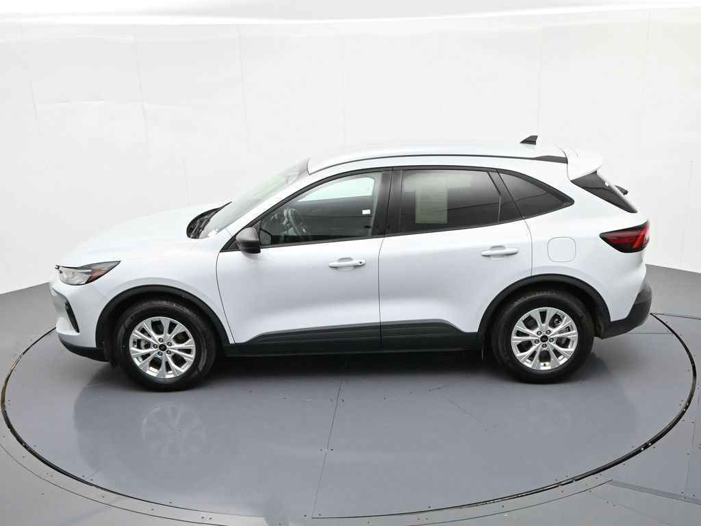 Certified 2025 Ford Escape Active FWD image 18