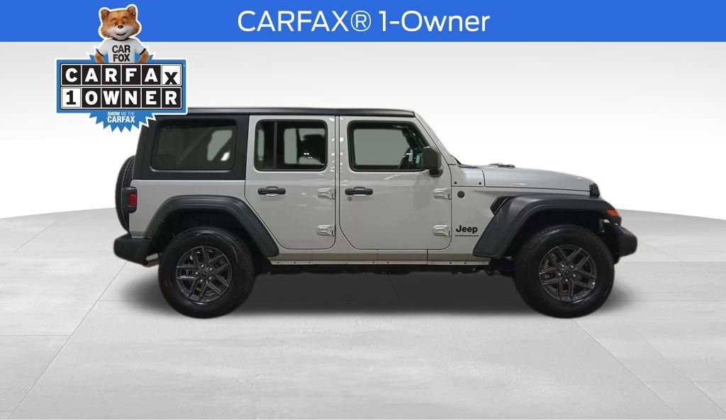 Used 2024 Jeep Wrangler Sport S image 2
