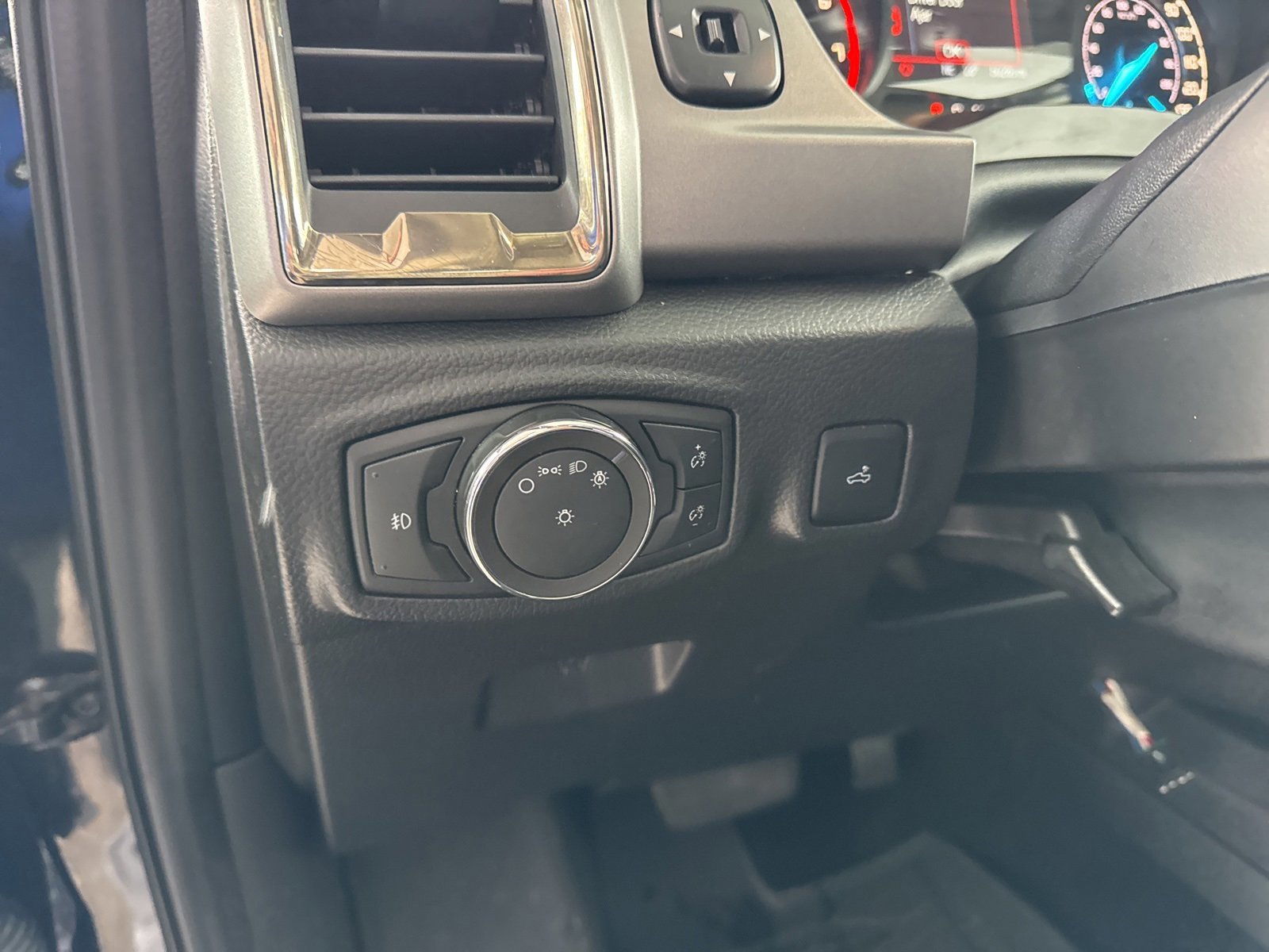 Certified 2020 Ford Ranger XLT w/ Equipment Group 301A Mid image 26