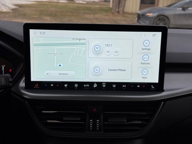 Certified 2025 Ford Escape SE image 8