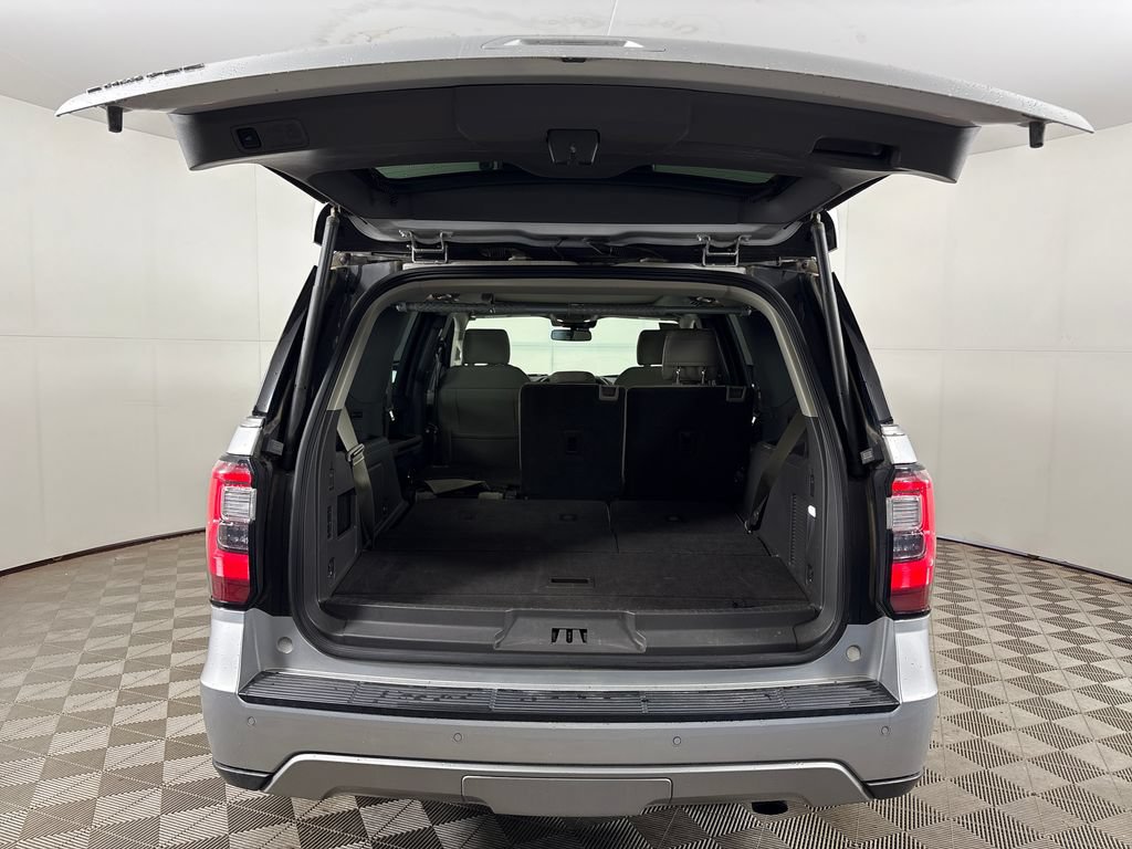 Certified 2018 Ford Expedition Limited w/ Equipment Group 301A RWD image 31