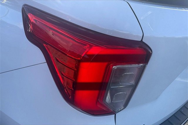 Certified 2021 Ford Explorer XLT w/ Equipment Group 202A image 30