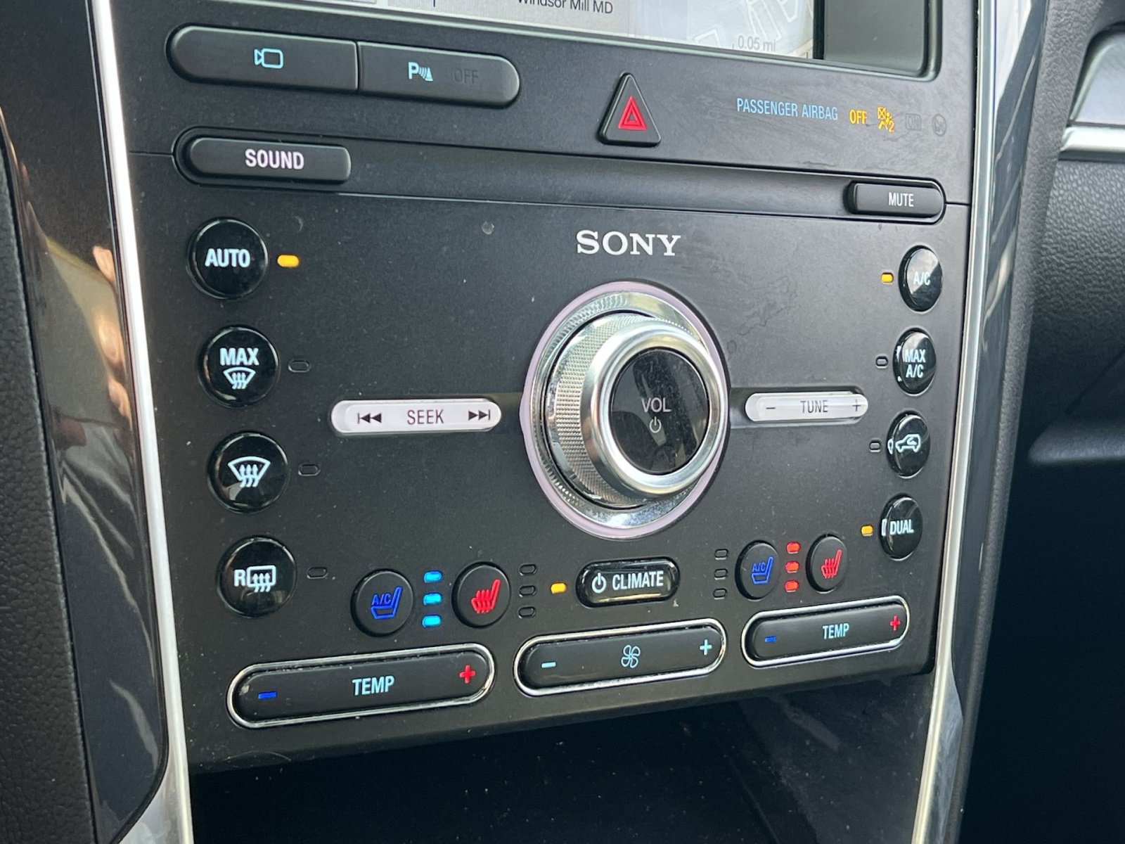 Certified 2019 Ford Explorer Sport AWD/4WD image 20