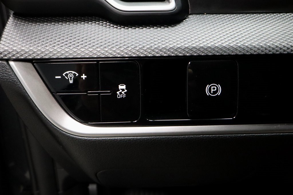 Used 2024 Kia Sportage LX image 26