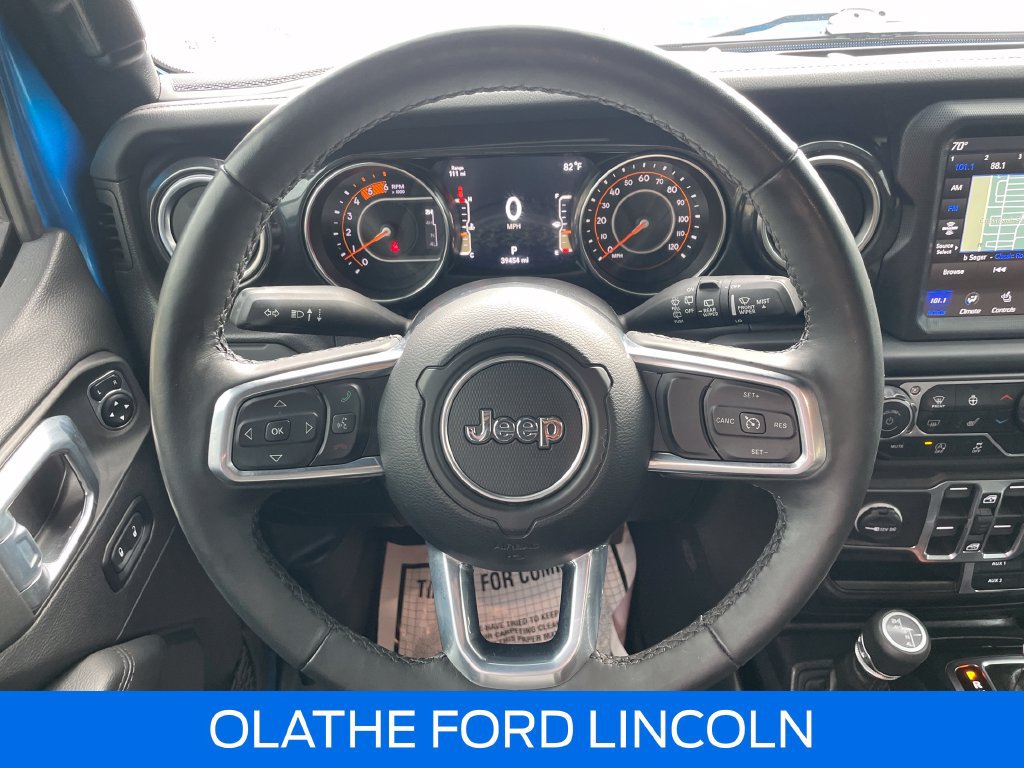 Used 2023 Jeep Wrangler Unlimited Sahara AWD/4WD image 18