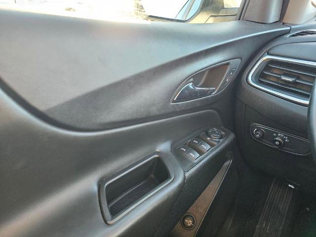 Used 2024 Chevrolet Equinox LT image 27