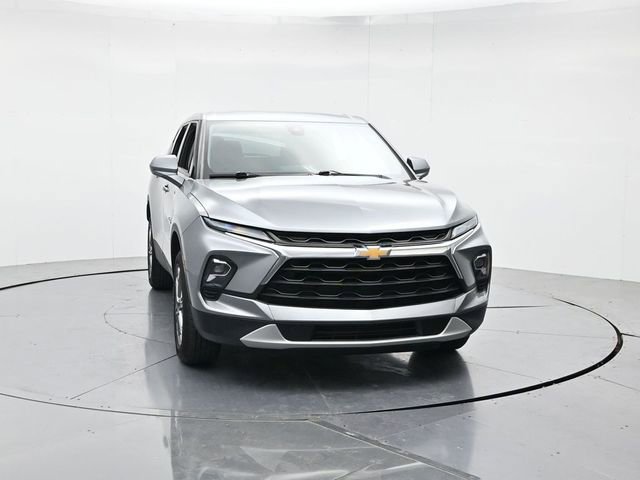 Used 2024 Chevrolet Blazer LT w/ LPO, Floor Liner Package FWD image 4