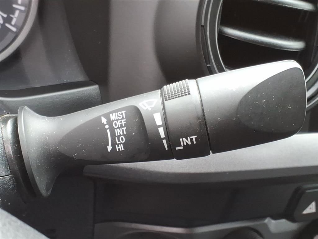 Used 2021 Toyota Tacoma TRD Off-Road w/ Technology Package image 30