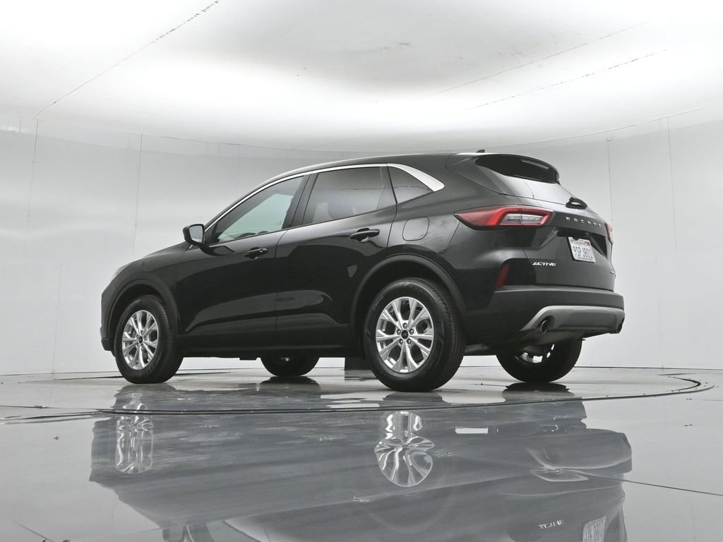 Certified 2023 Ford Escape Active AWD/4WD image 49