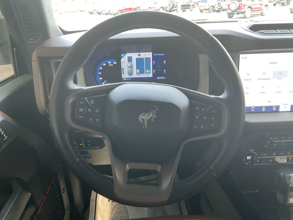 Certified 2023 Ford Bronco Heritage Edition AWD/4WD image 13
