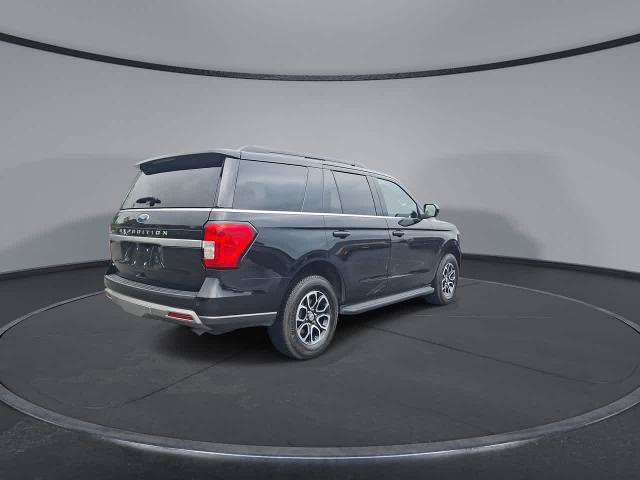 Certified 2024 Ford Expedition XLT AWD/4WD image 8