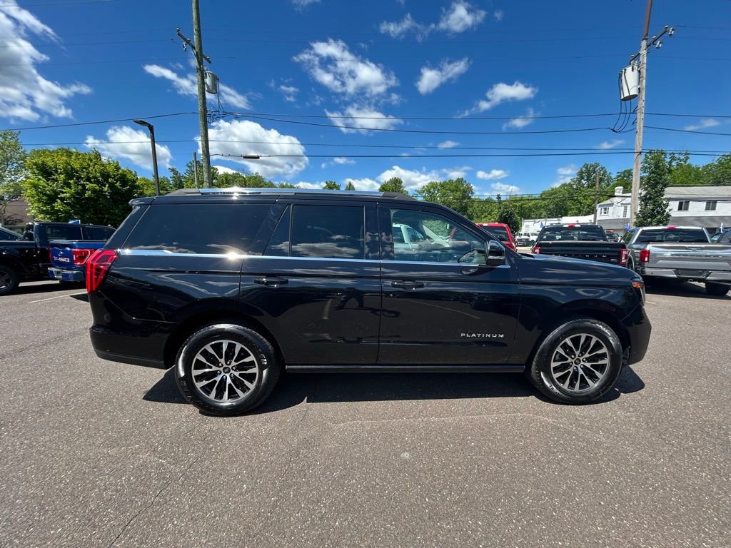 Certified 2025 Ford Expedition Platinum AWD/4WD image 4