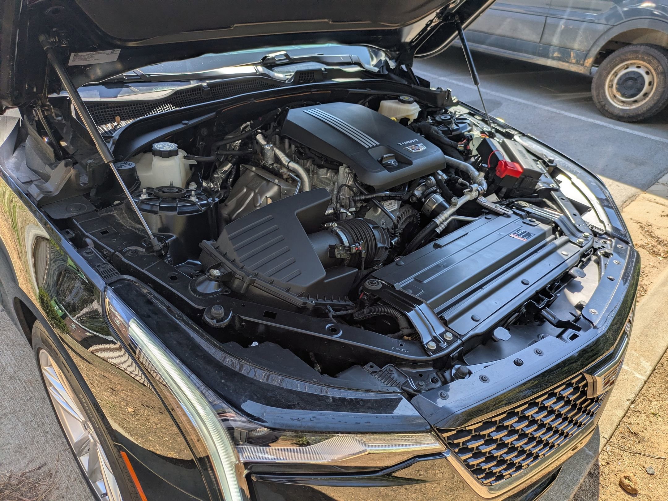 Used 2023 Cadillac CT4 Luxury w/ Sun And Sound Package image 40