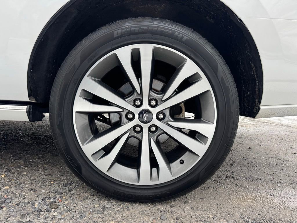 Certified 2021 Ford Expedition Platinum image 15