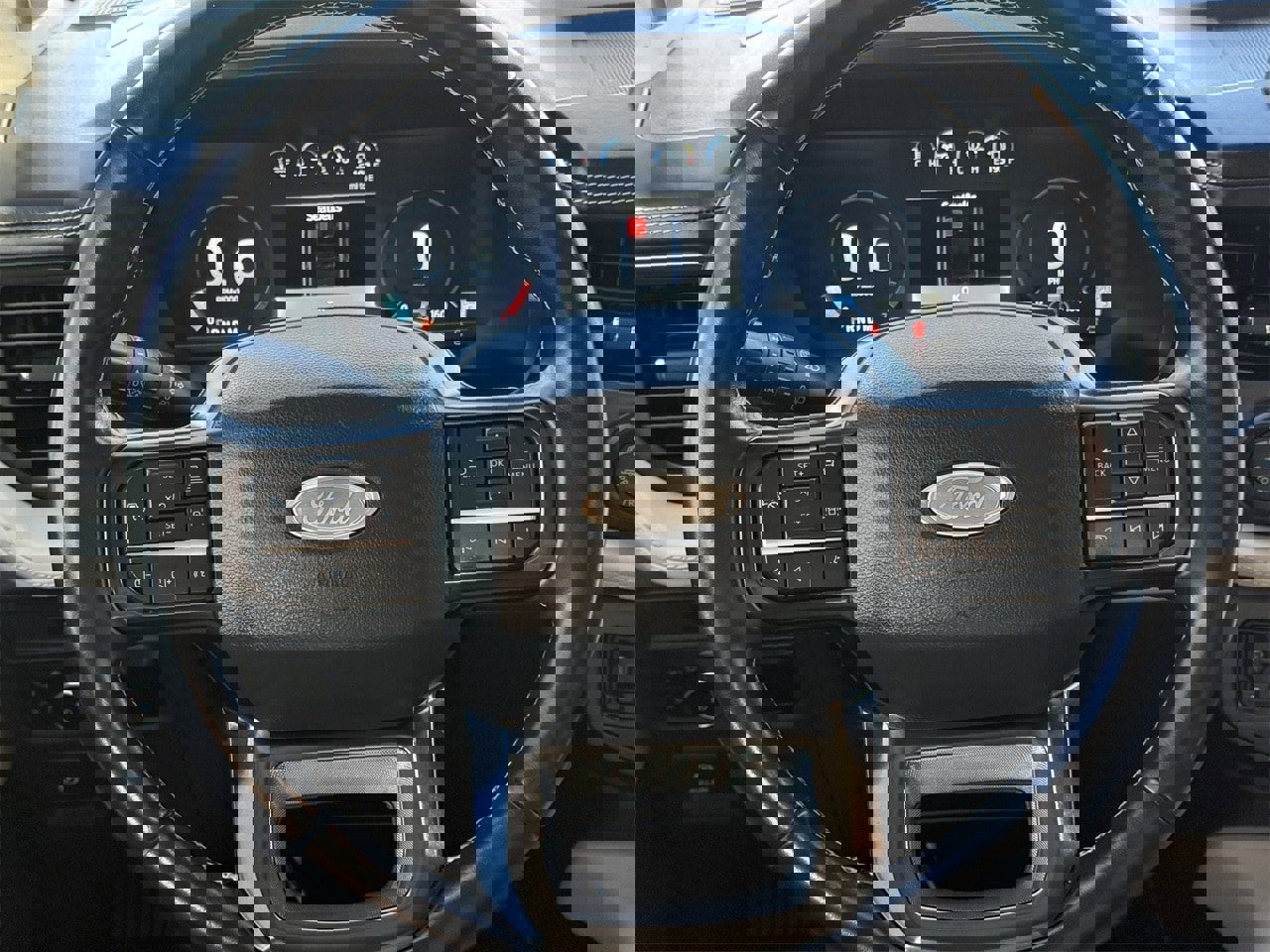 Certified 2023 Ford Expedition Max Platinum image 12