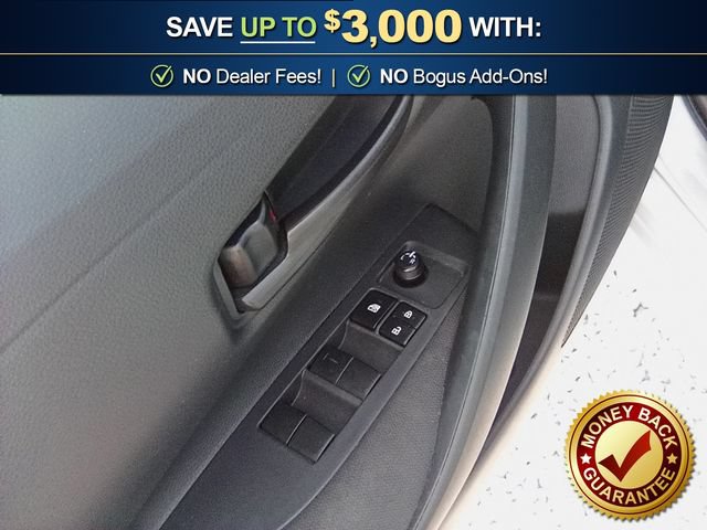 Used 2025 Toyota Corolla LE FWD image 16