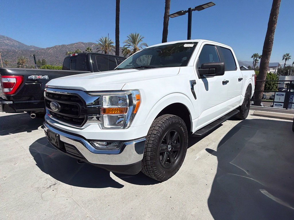 Certified 2022 Ford F150 XLT w/ Trailer Tow Package AWD/4WD image 3