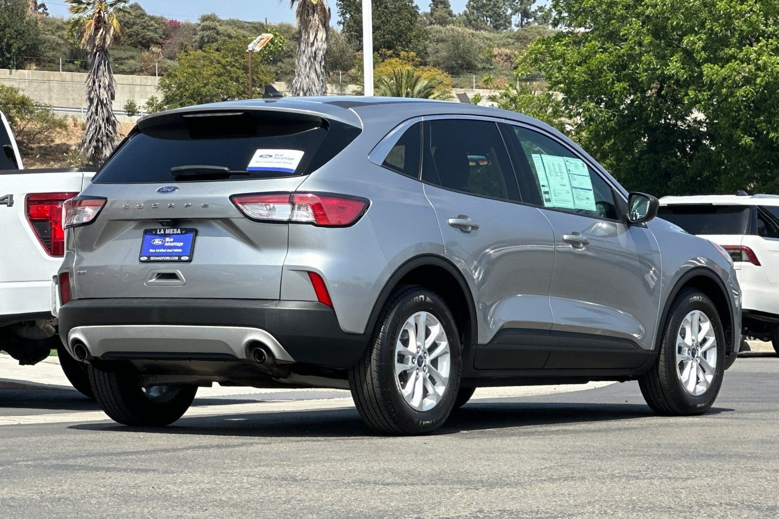 Certified 2022 Ford Escape SE FWD image 3