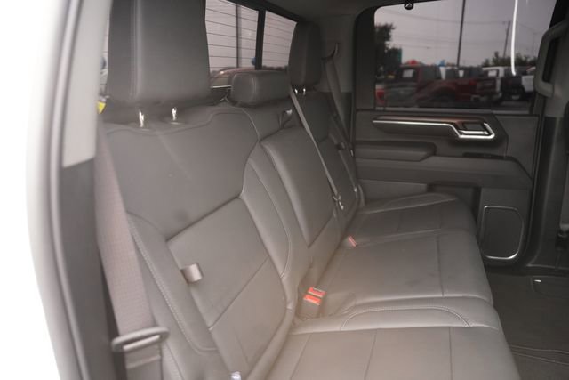 Used 2025 GMC Sierra 2500 SLT w/ SLT Convenience Package AWD/4WD image 16