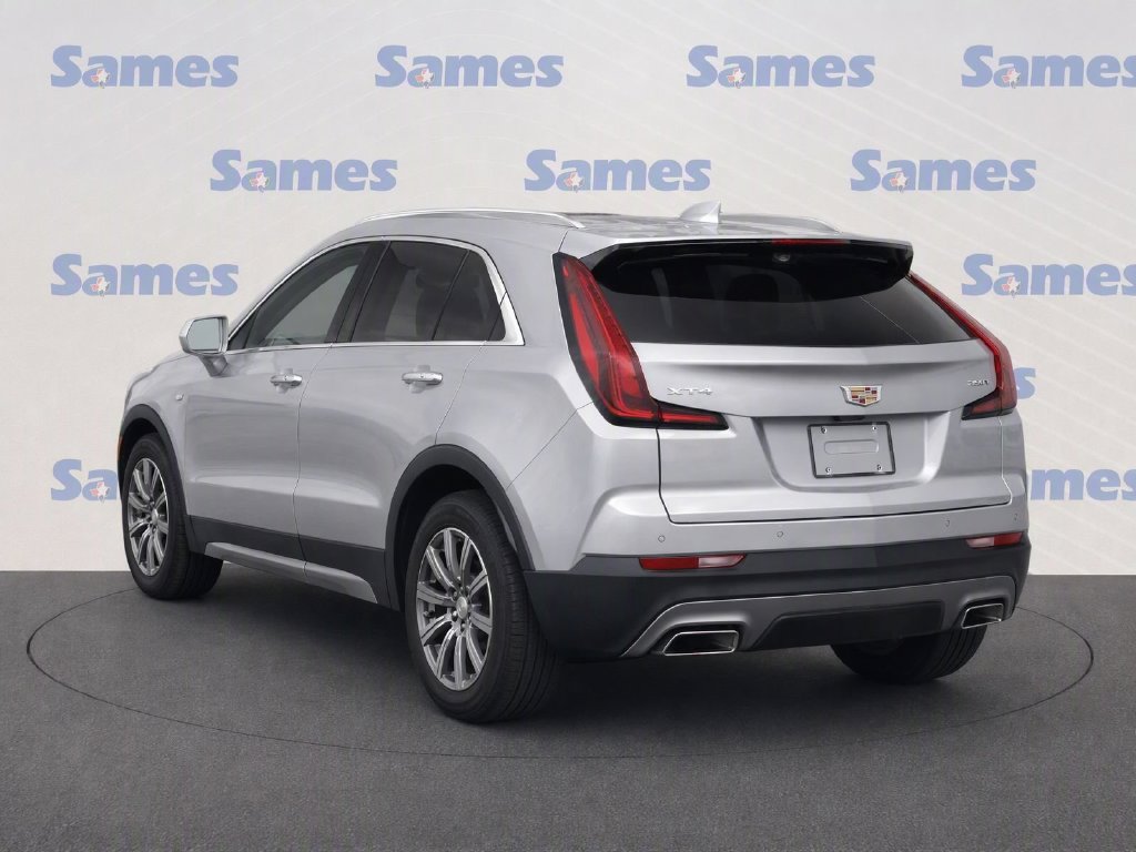 Used 2020 Cadillac XT4 Premium Luxury FWD image 4