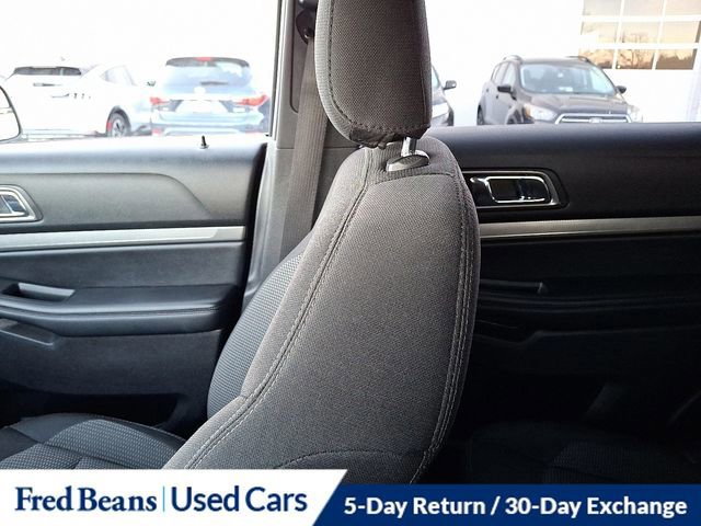 Certified 2019 Ford Explorer XLT w/ Class III Trailer Tow Package image 18