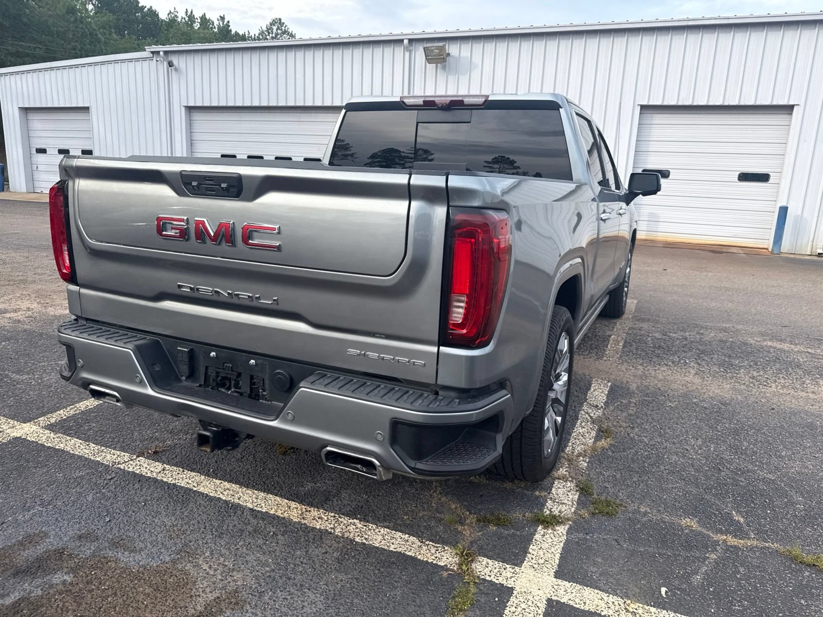 Used 2023 GMC Sierra 1500 Denali w/ Denali Reserve Package AWD/4WD image 7